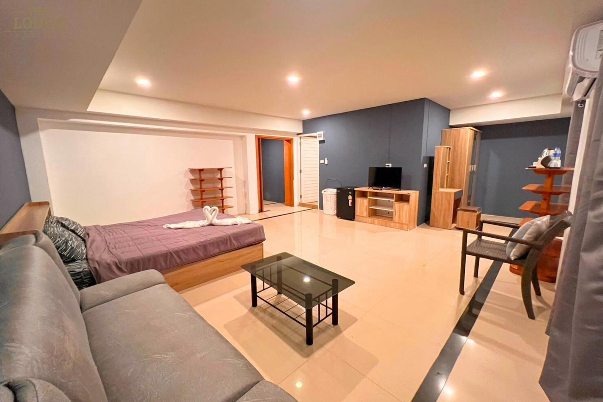 Hotel The Jomtien 9 Chonburi