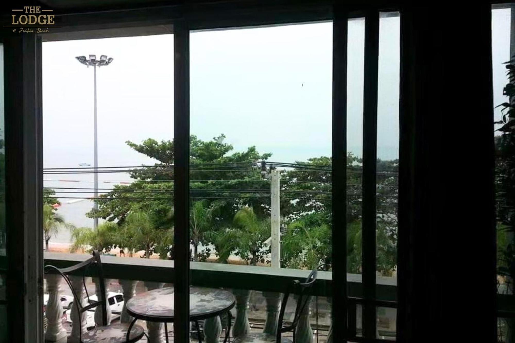 Hotel The Jomtien 9 Chonburi