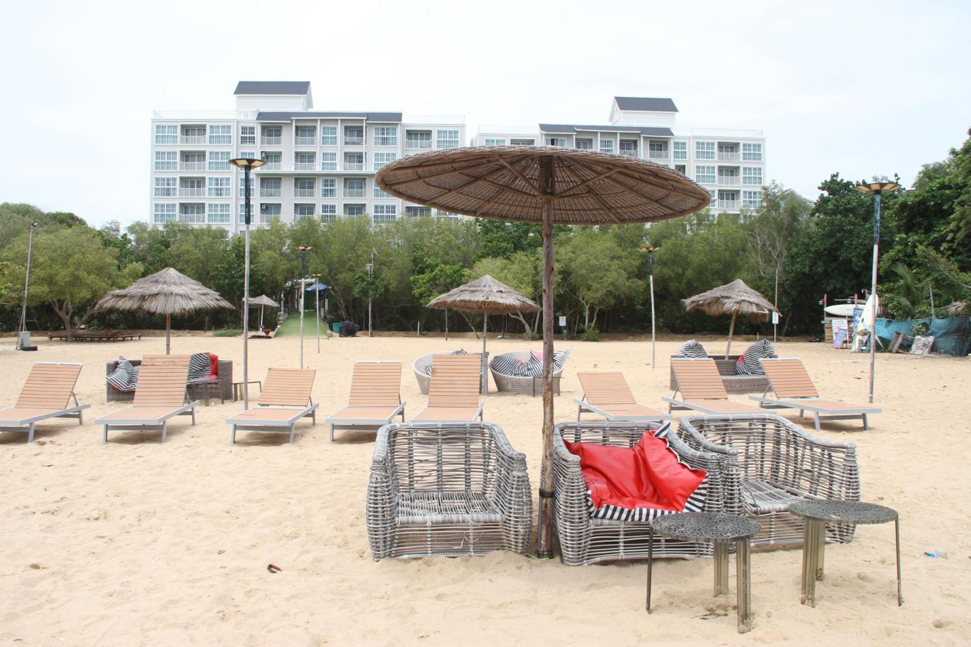 Apartment Grand Florida芭提雅带免费游泳池温泉桑拿浴和健身房瑜伽室私家海滩公寓e206