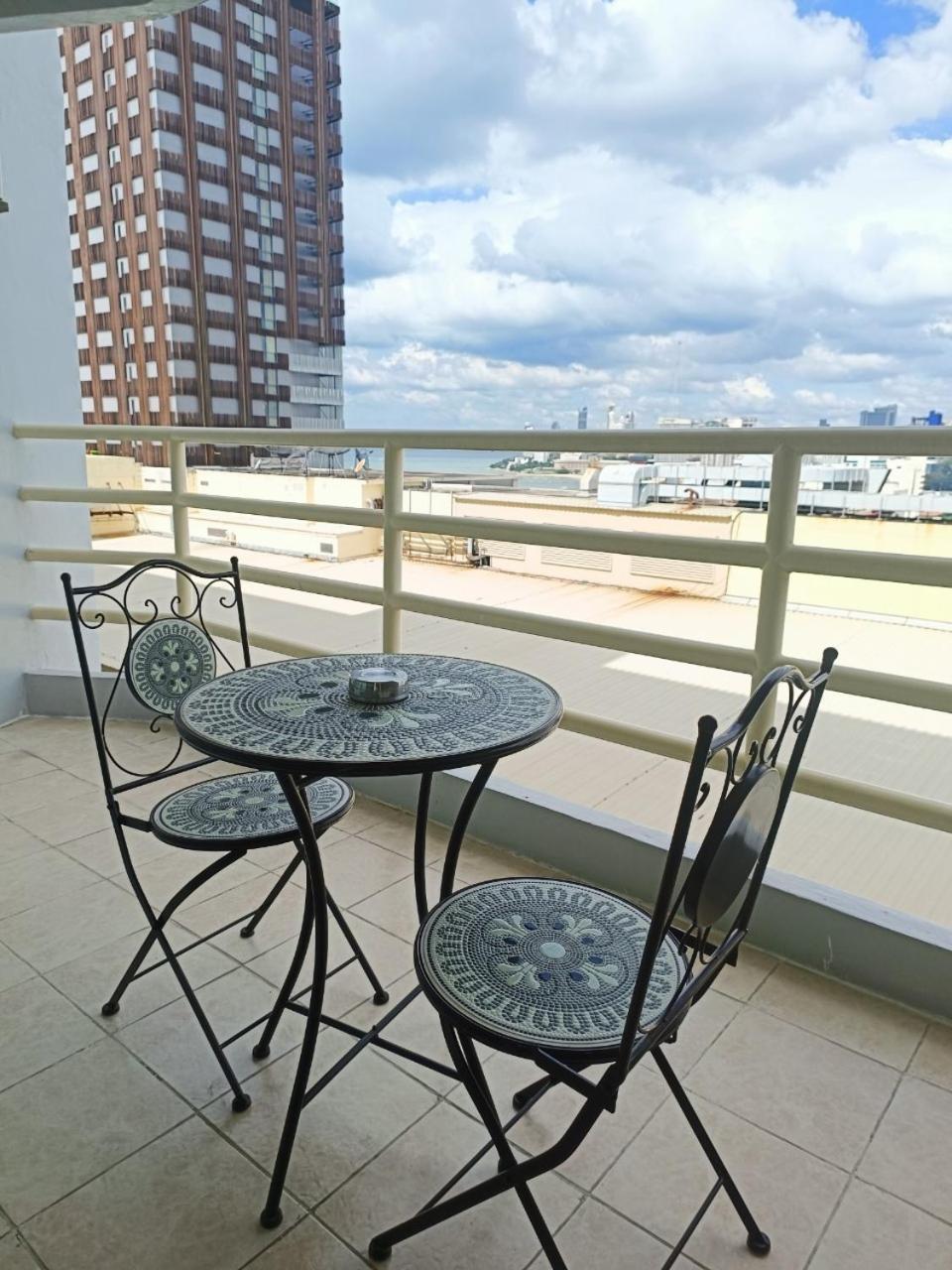 View Talay 6 By Honey Apartment *