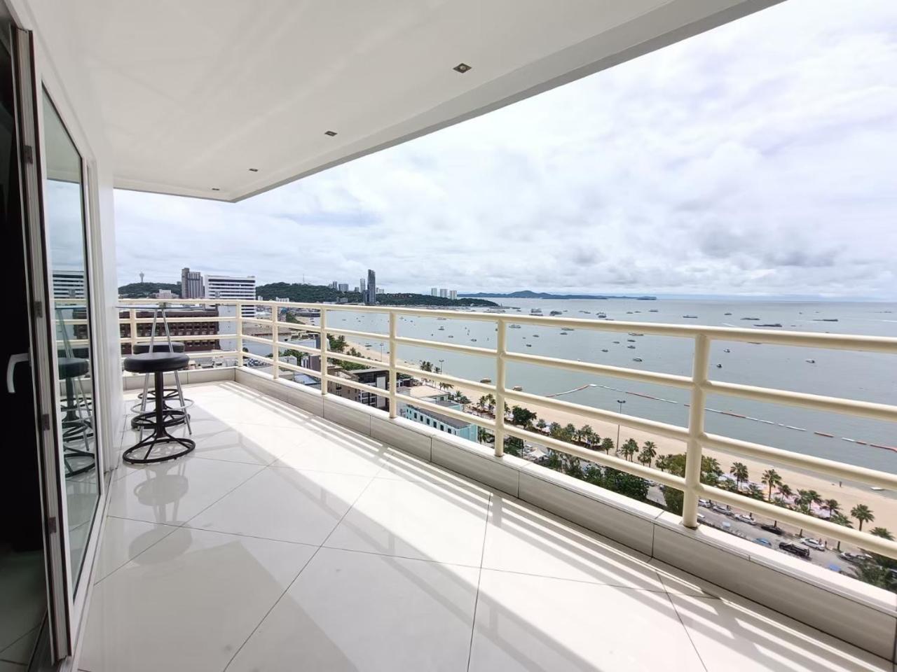 View Talay 6 By Honey Apartment Pattaya