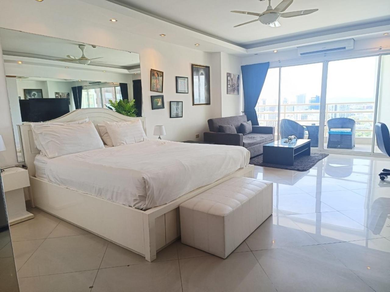 Apartment View Talay 6 By Honey