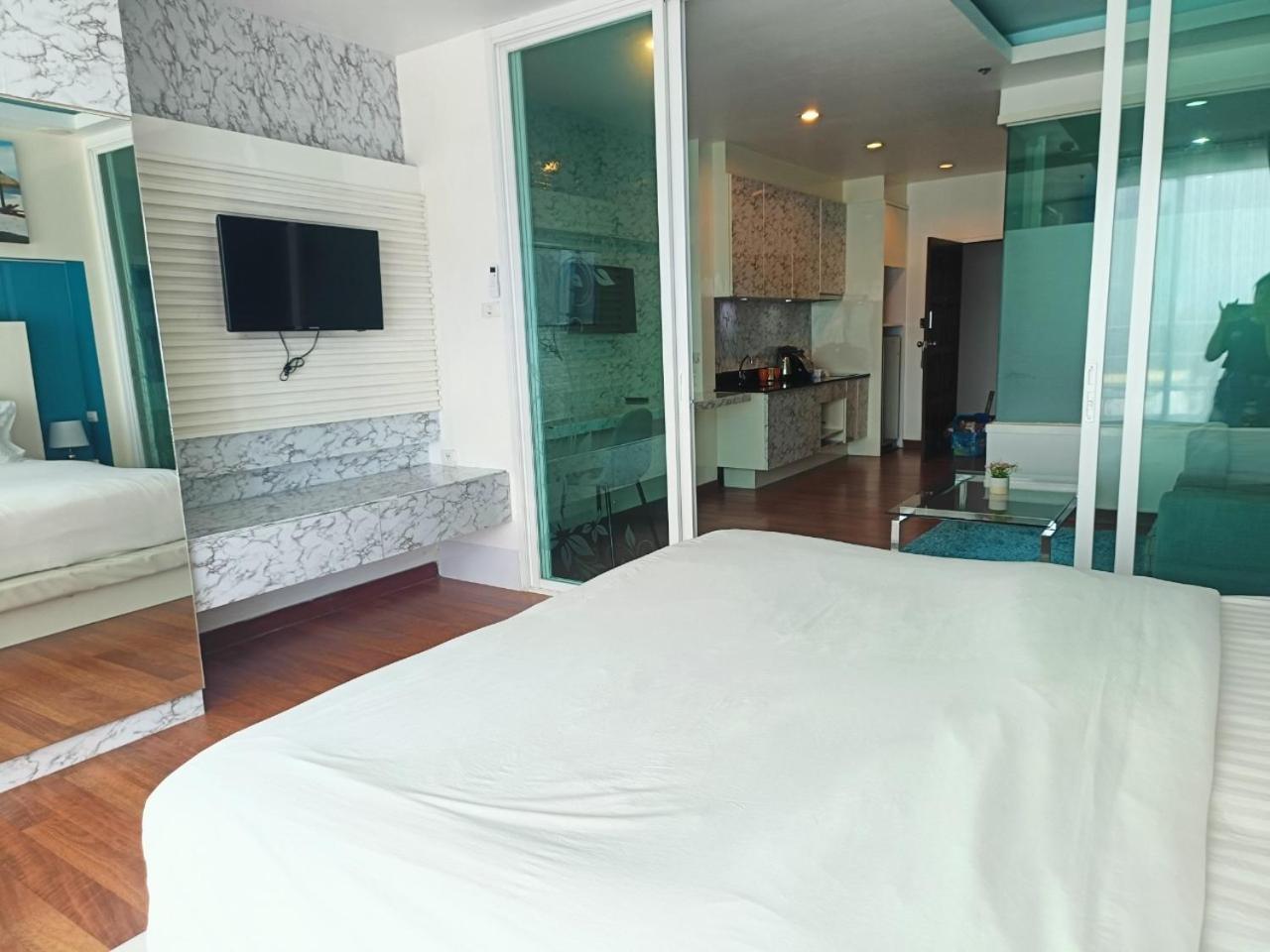 Apartment View Talay 6 By Honey *