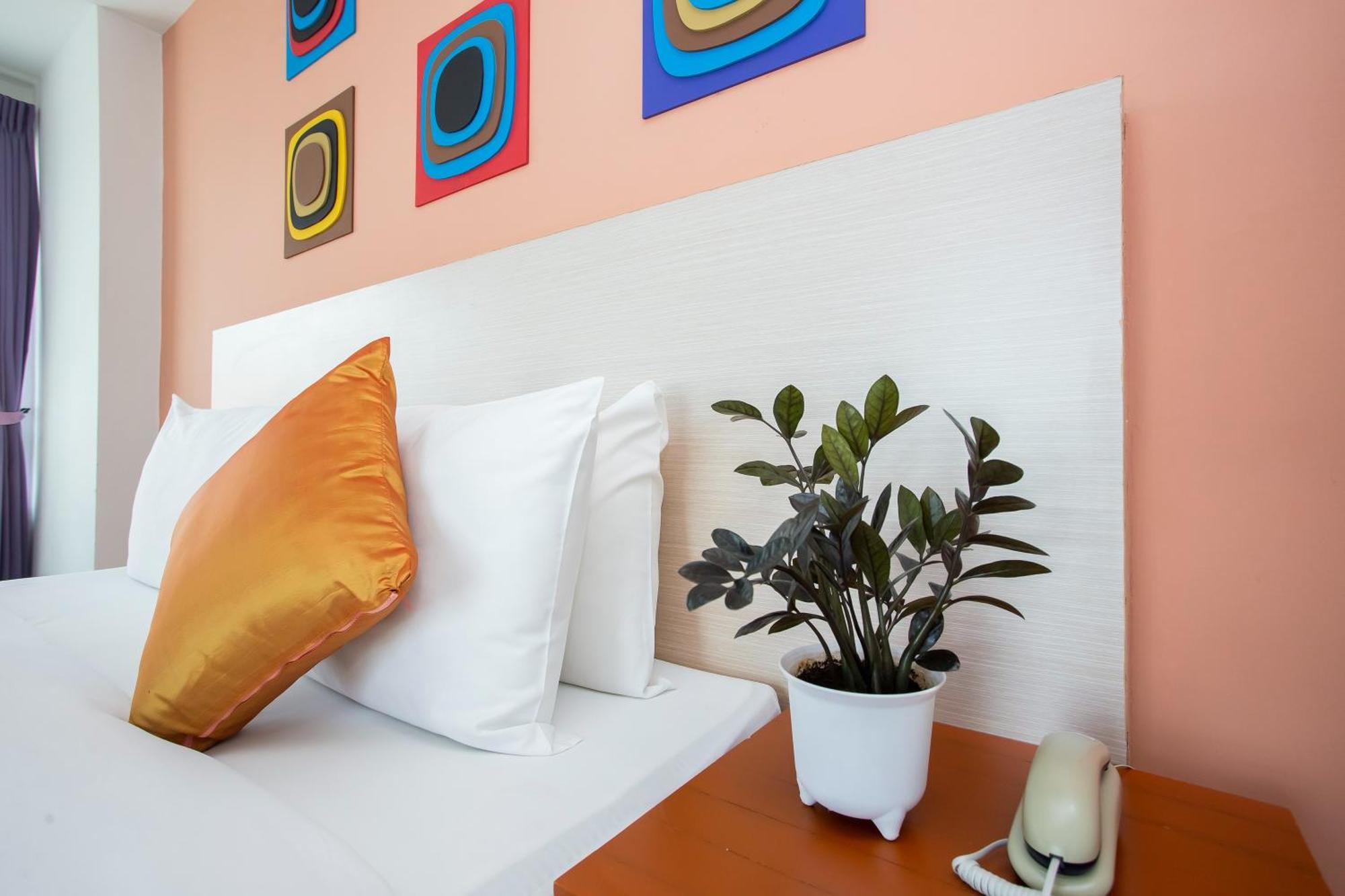 Nano Place 3* Ban Rai (Chon Buri)