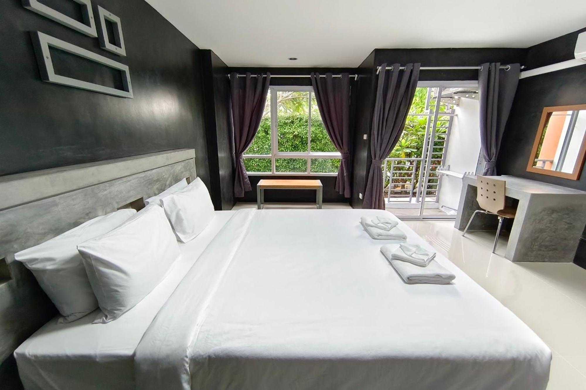 Nano Place Hotel 3*
