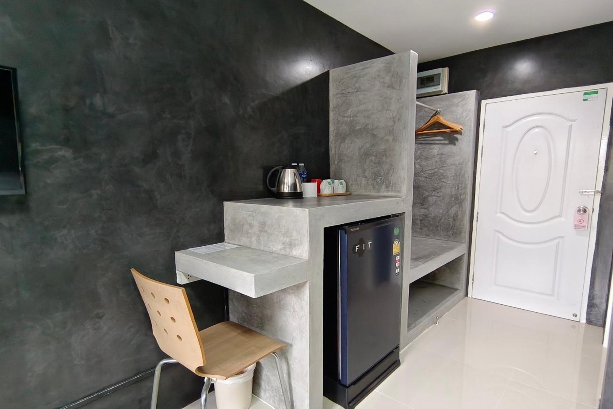 Nano Place Hotel Ban Rai (Chon Buri)