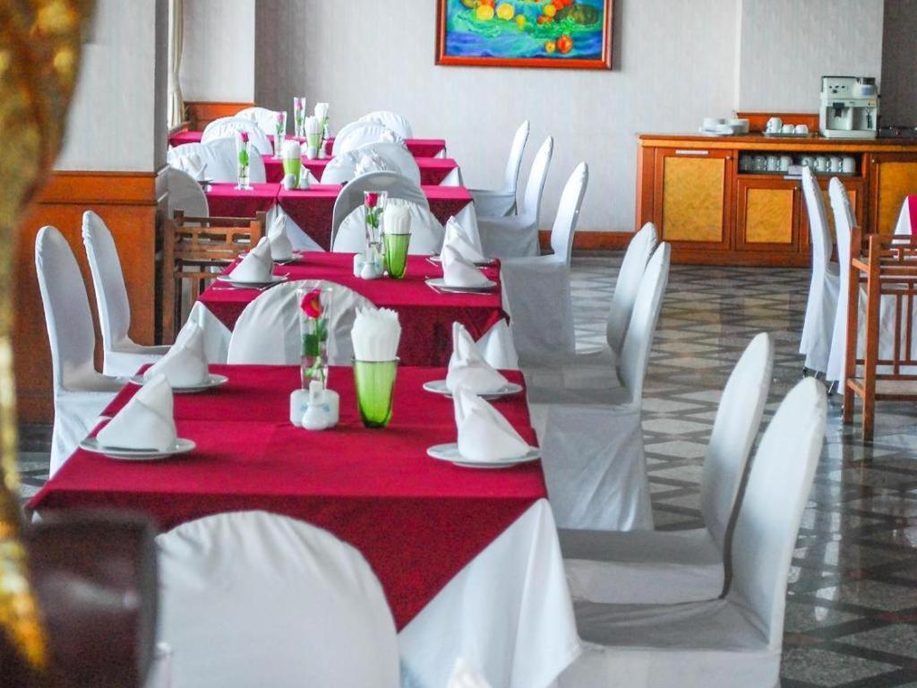 Nakorn Phanom Riverview Hotel 3*