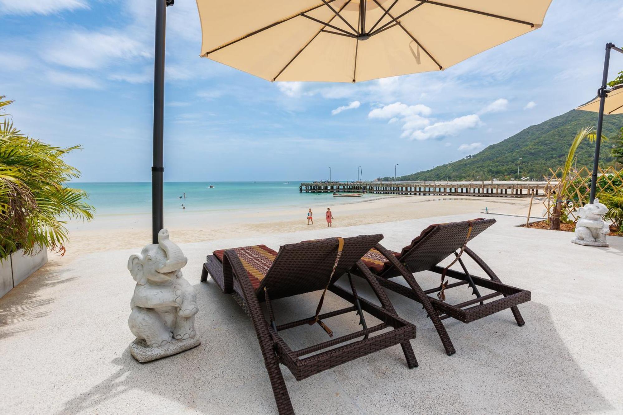 Zivilla Private Pool Beachfront Chaloklum