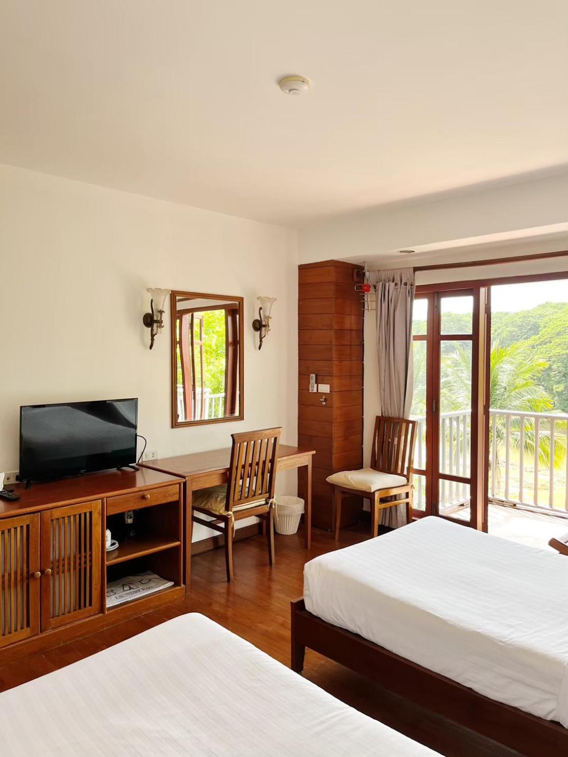 Riverhouse Resort Mae Sariang