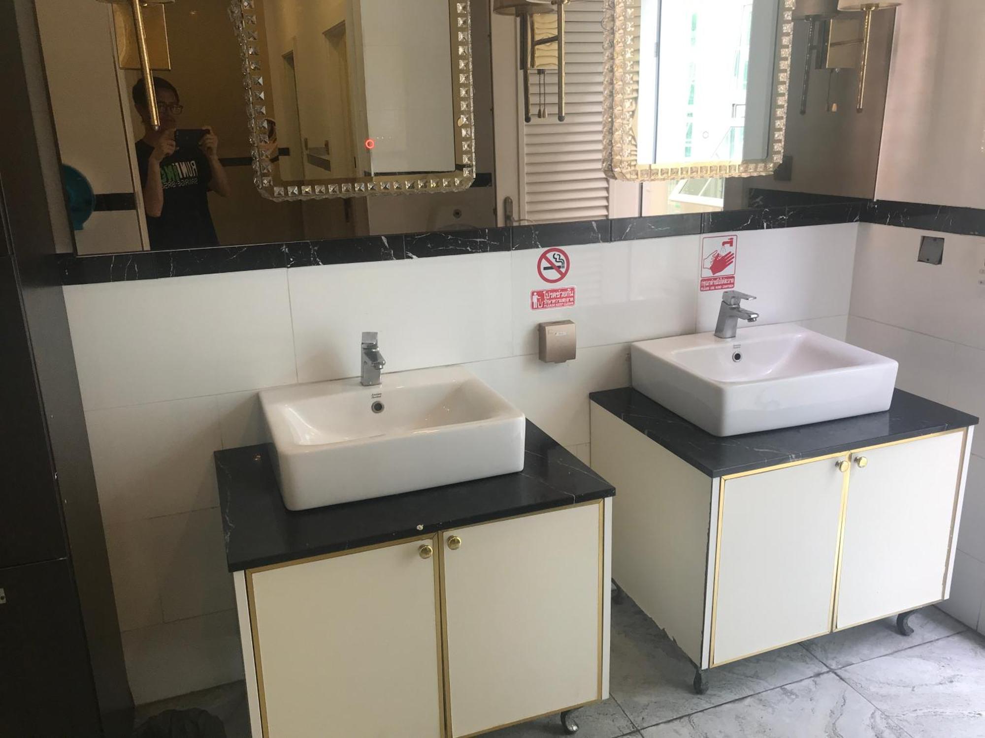 Apartment Grand Florida芭提雅带免费游泳池温泉桑拿浴和健身房瑜伽室私家海滩公寓e206