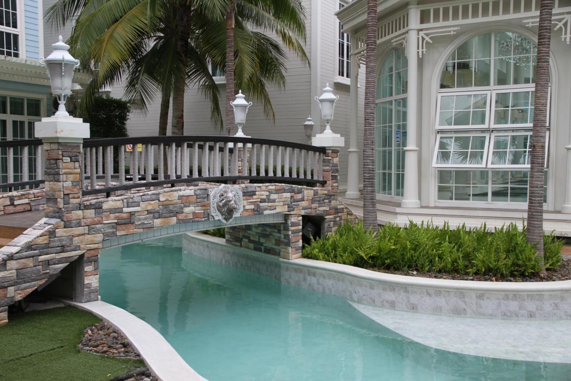 Grand Florida芭提雅带免费游泳池温泉桑拿浴和健身房瑜伽室私家海滩公寓e206 * Na Chom Thian