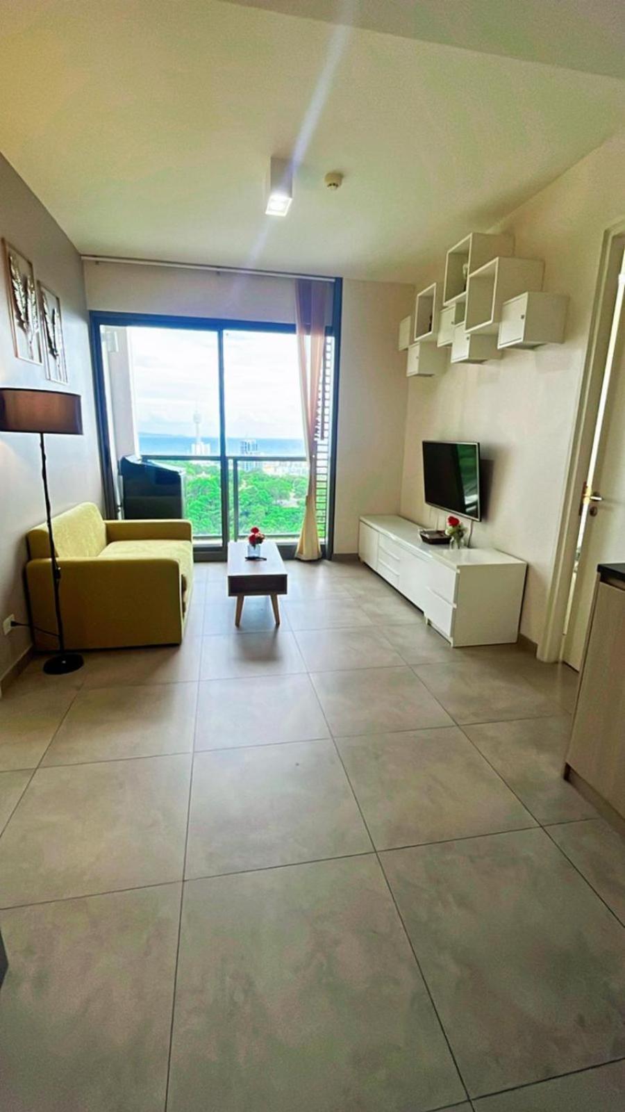 Apartment Sea View Spacious Near Walking Street