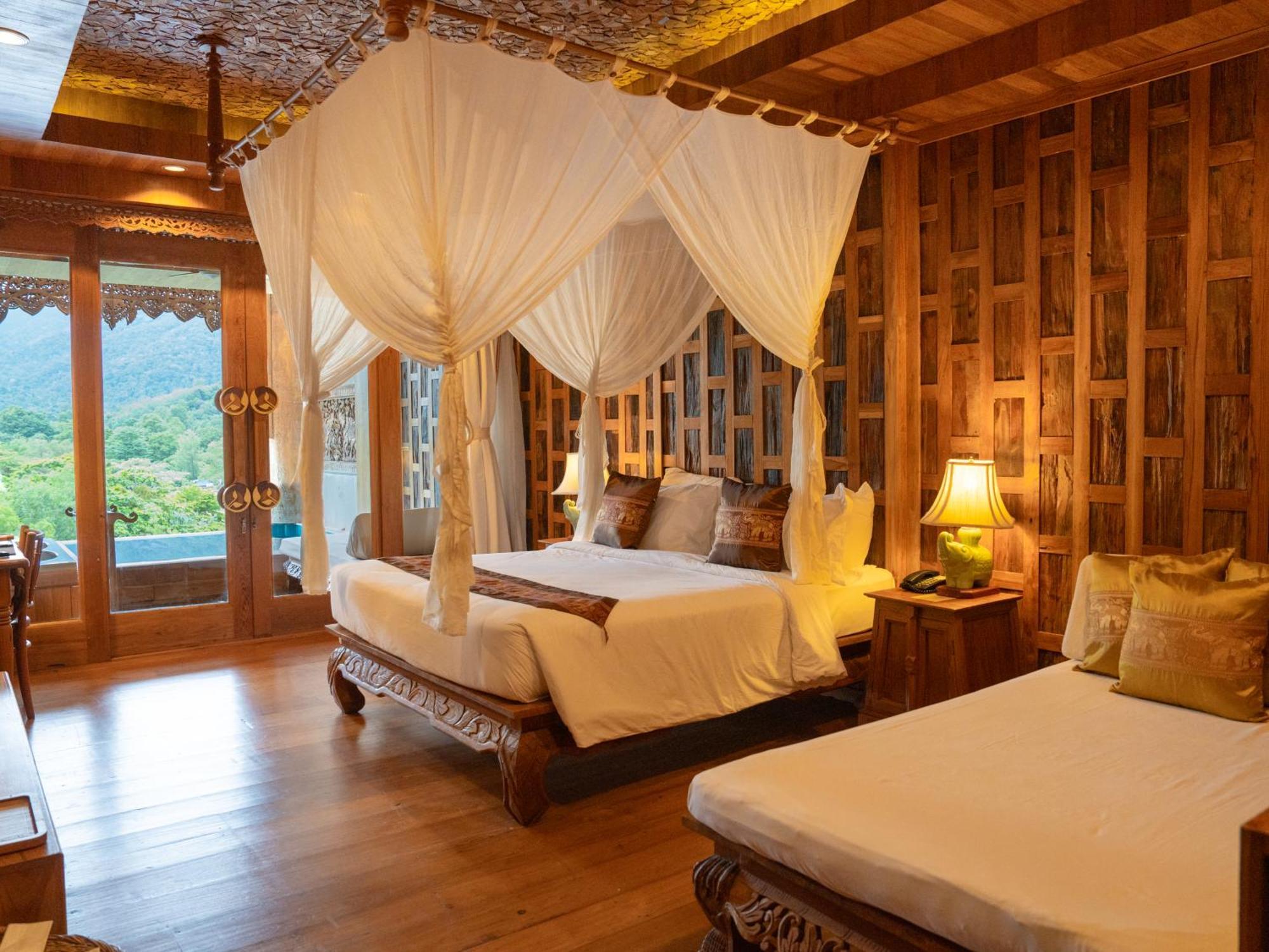 Santhiya Tree Resort 5*