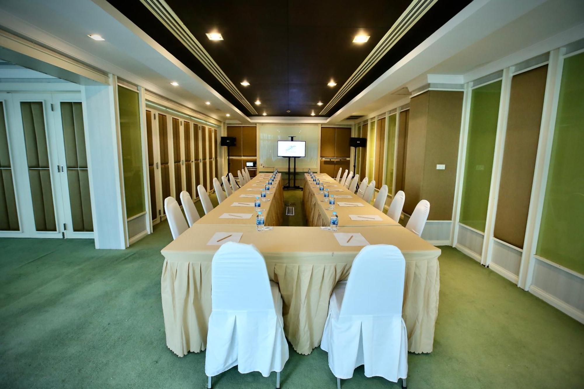 Hotel A-te - Sha Chumphon