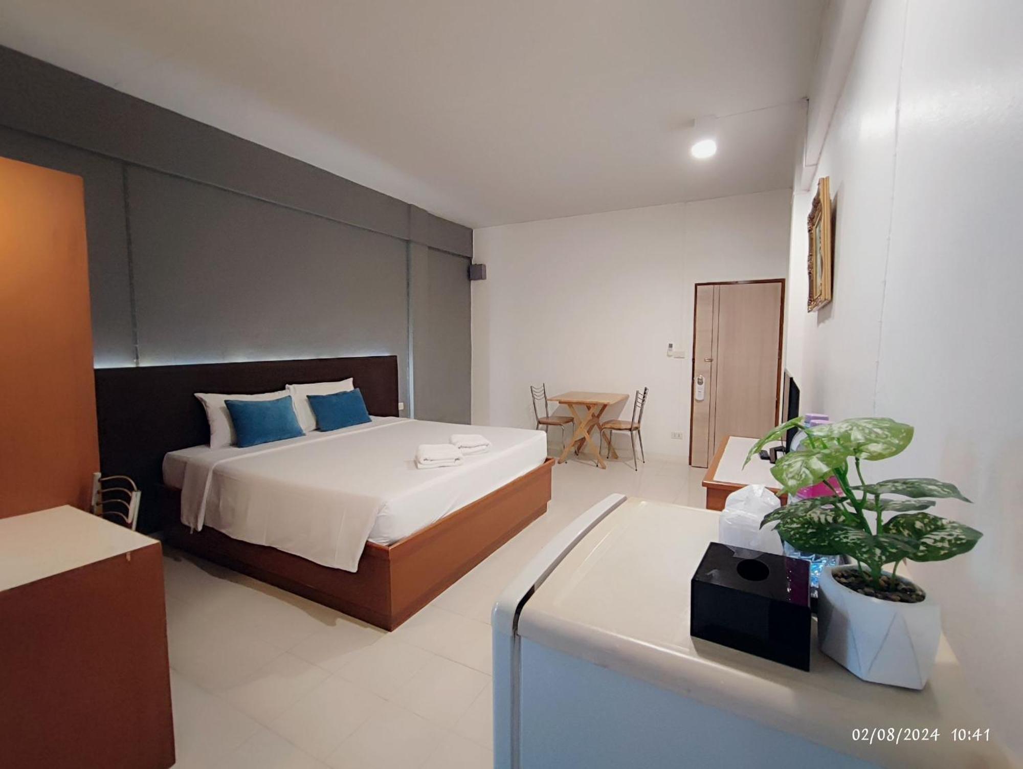 Smile Court By Mike Group 2*