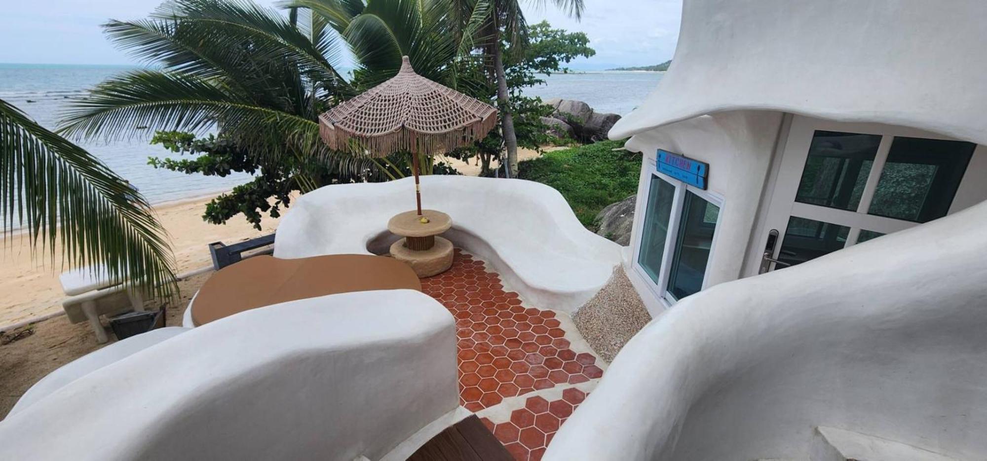 Resort The Rock Samui Beachfront - Sha 5*