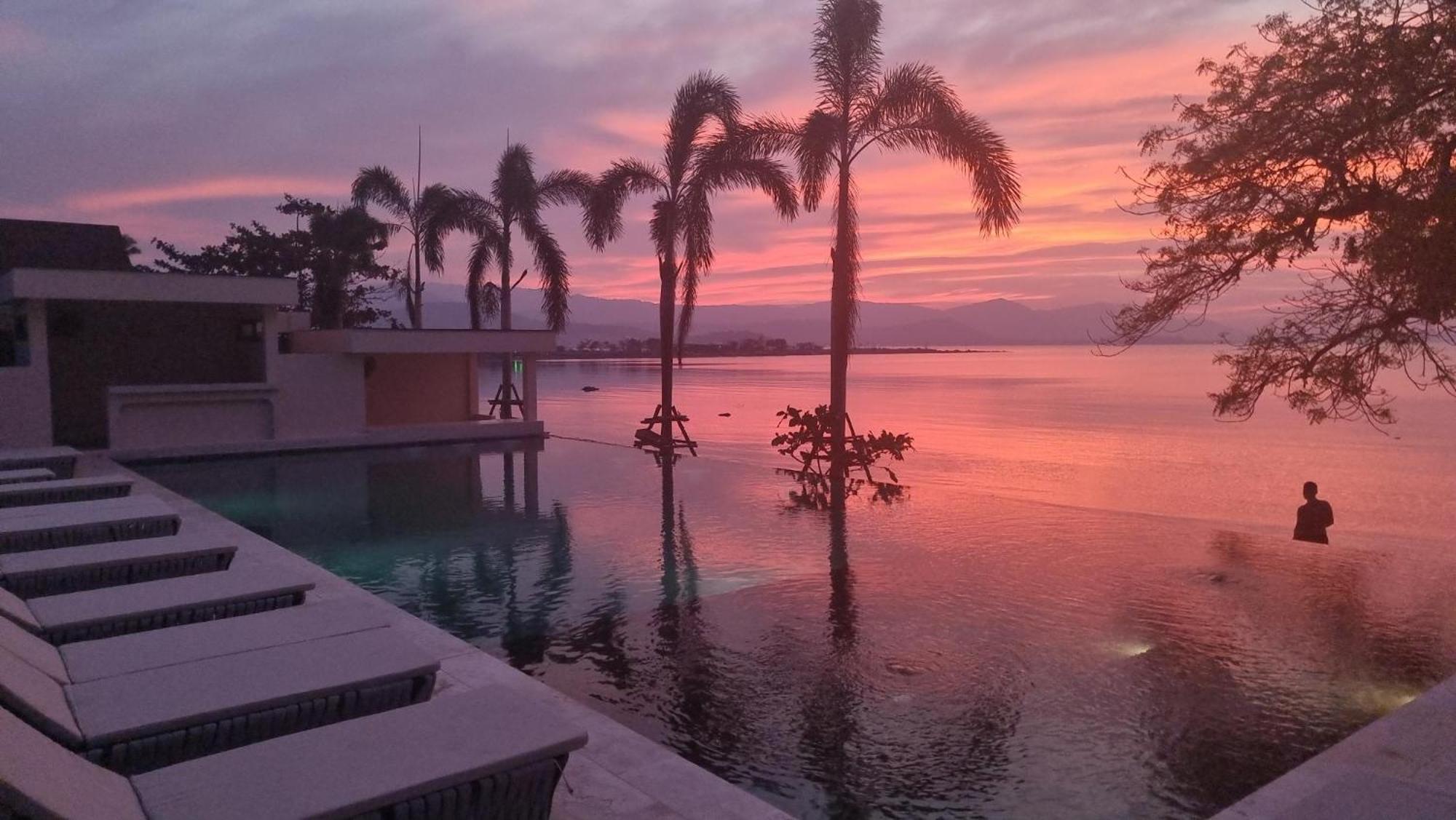 Allure Resort