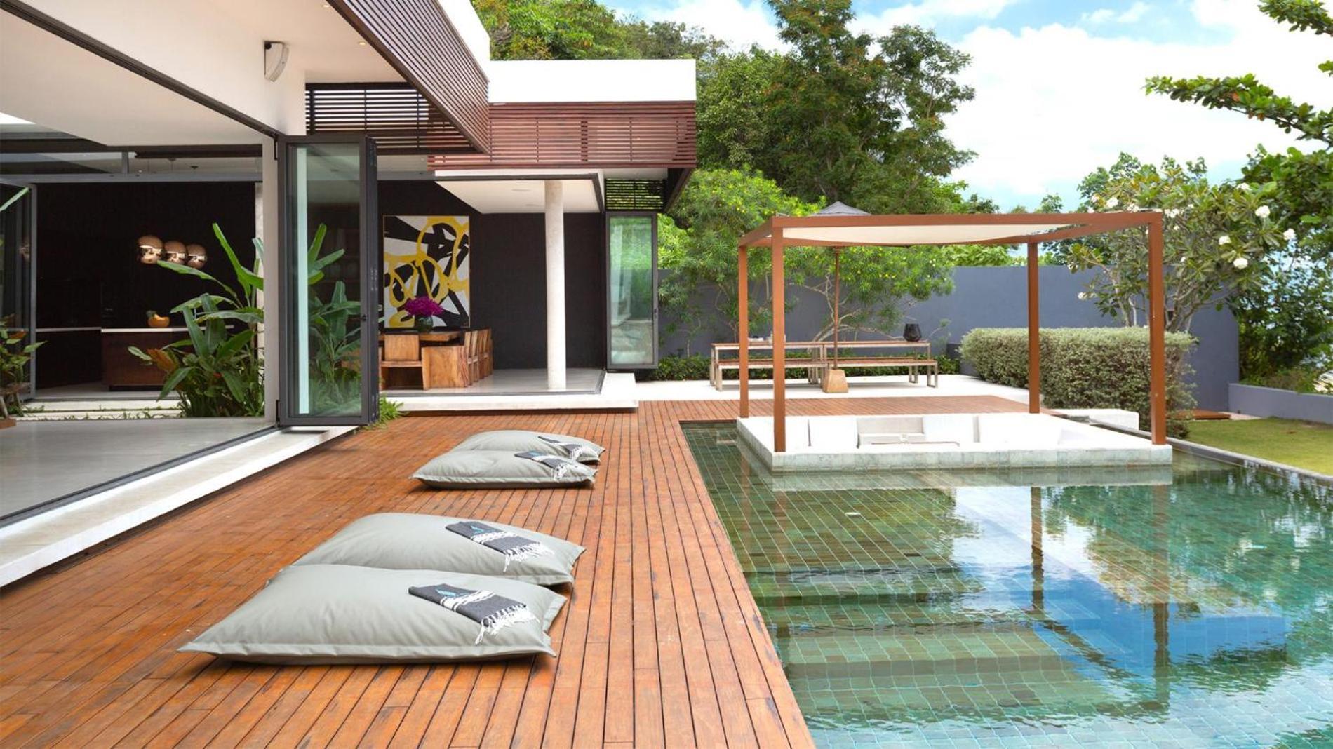 Absolute Luxury Malouna- Beachfront 6 Bedrooms 2 Kids Bunk *