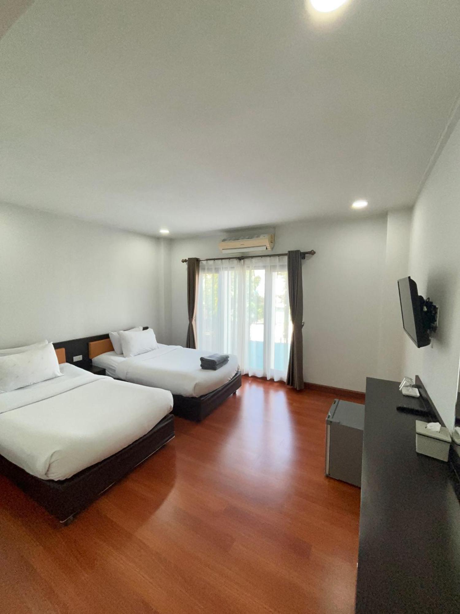 Bordin Hotel 3*