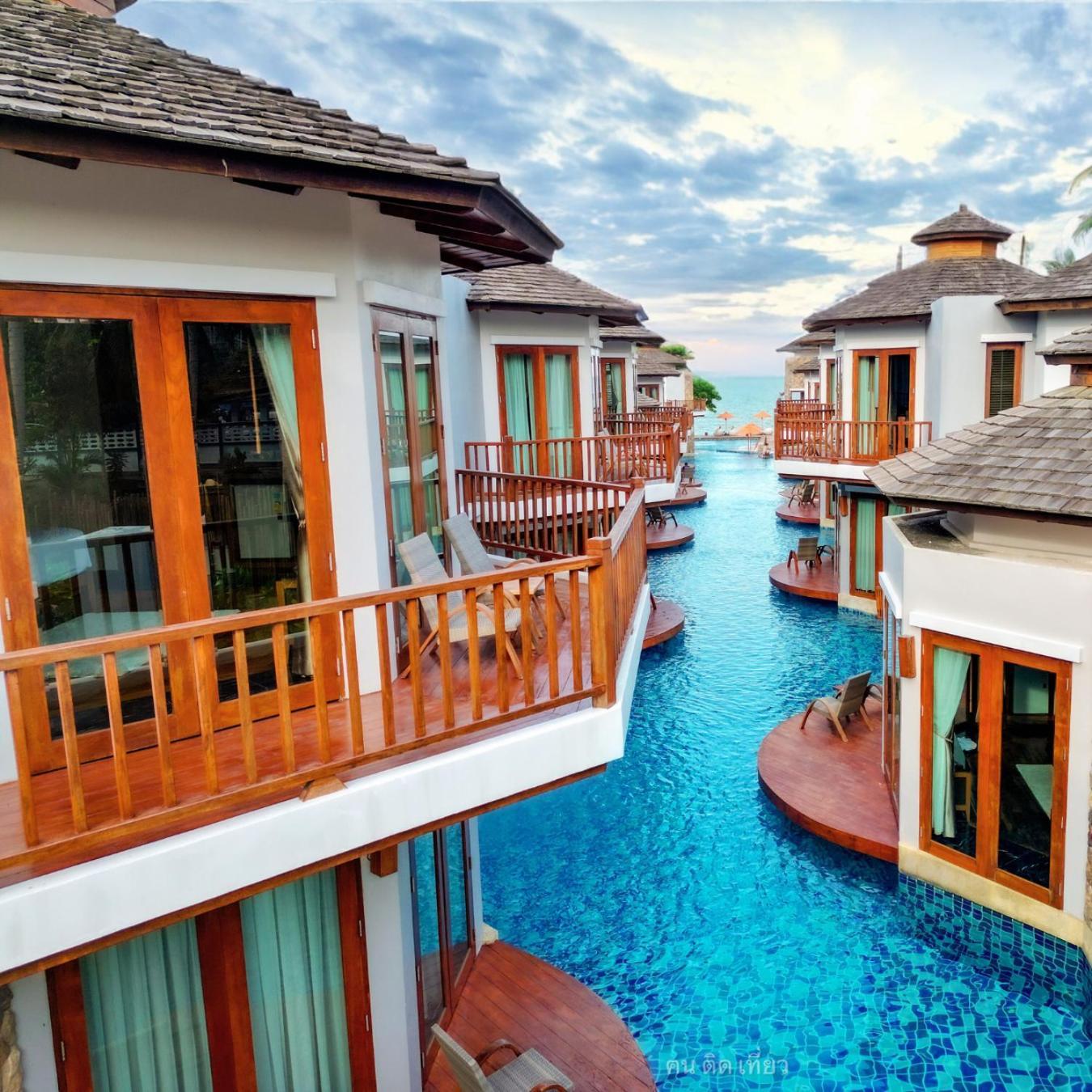 Yotaka Resort *