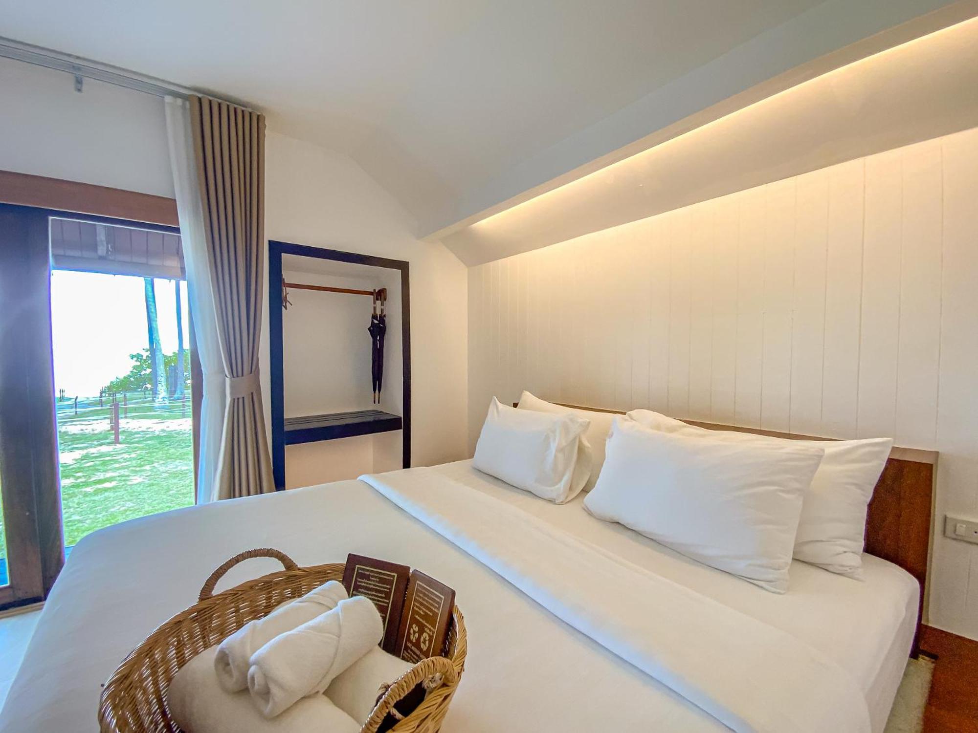 Chumphon Cabana Resort 4*