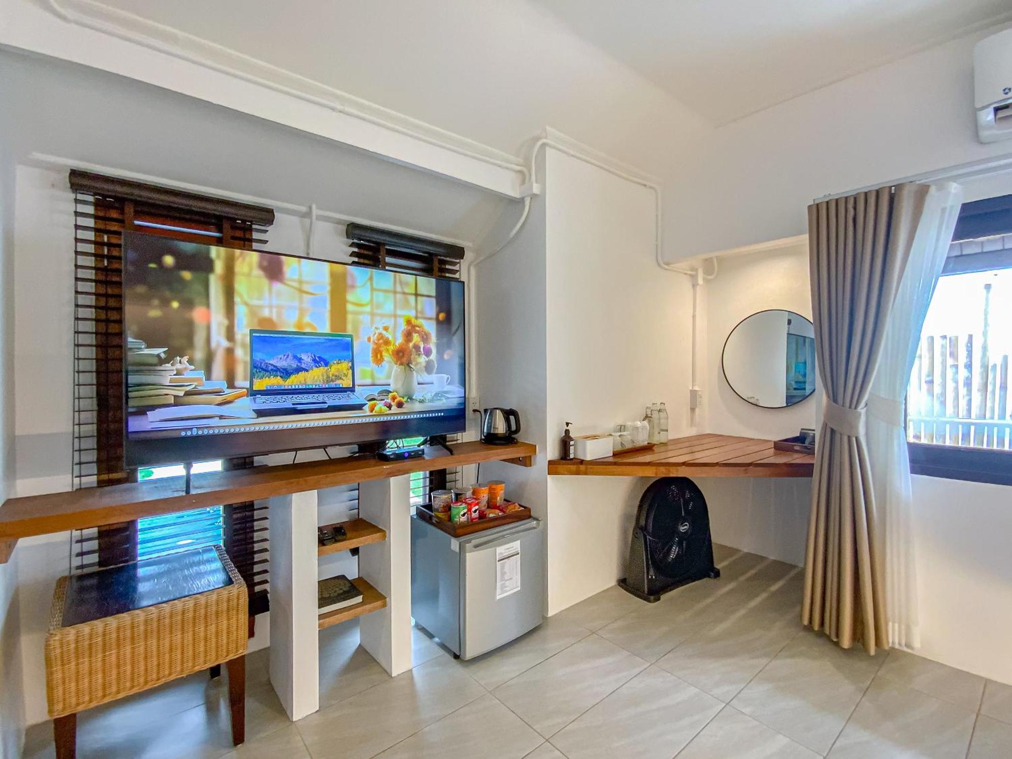 Chumphon Cabana Resort Hotel