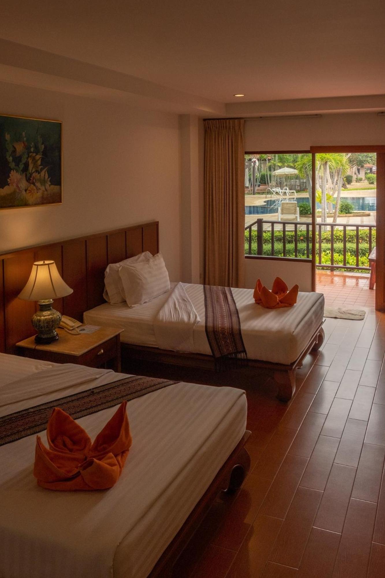 Sailom Bangsaphan 3* Bang Saphan