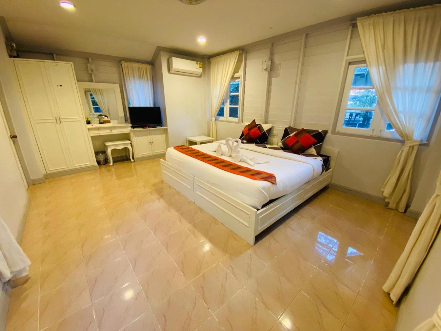รตะธารา รีสอร์ท Ratathara Resort Resort 3*
