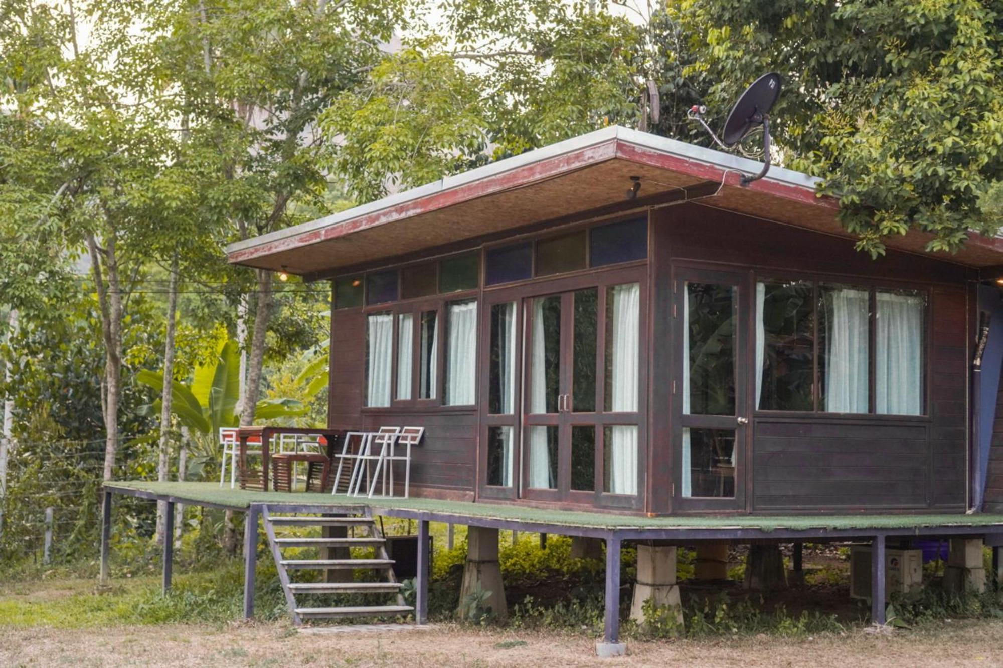 Resort Chiewlan Camp And