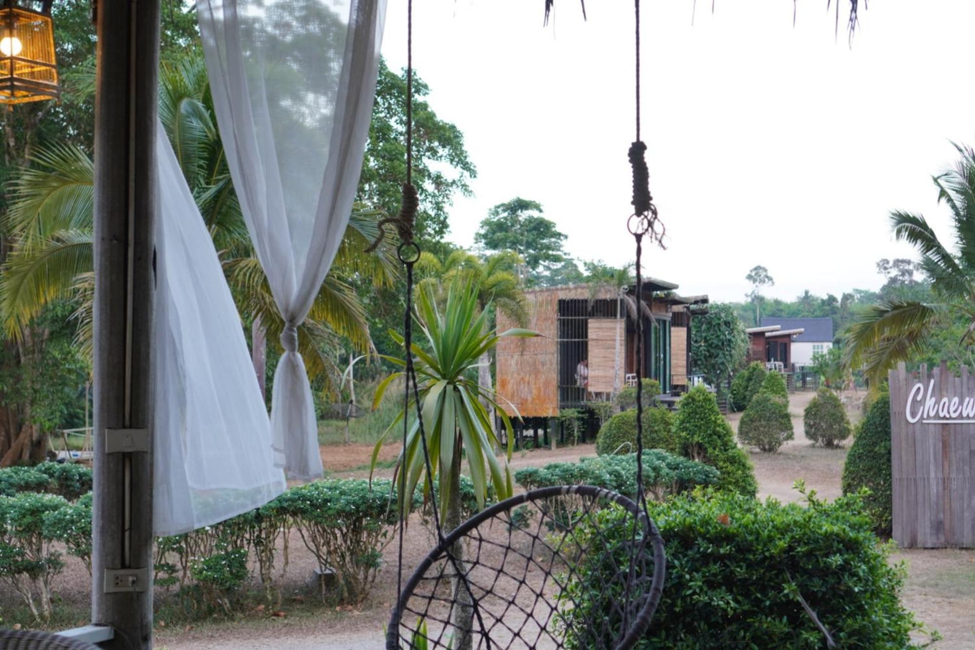 Resort Chiewlan Camp And