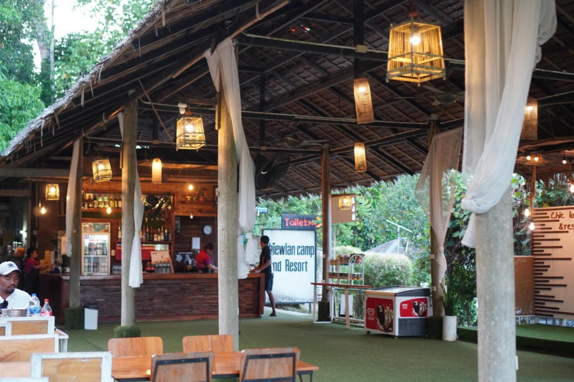 Resort Chiewlan Camp And