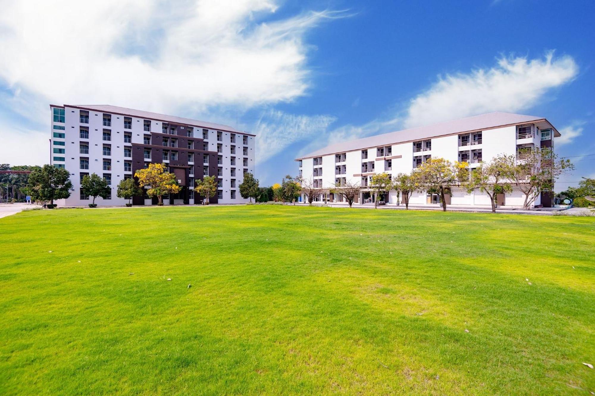 Hotel Creston Grand