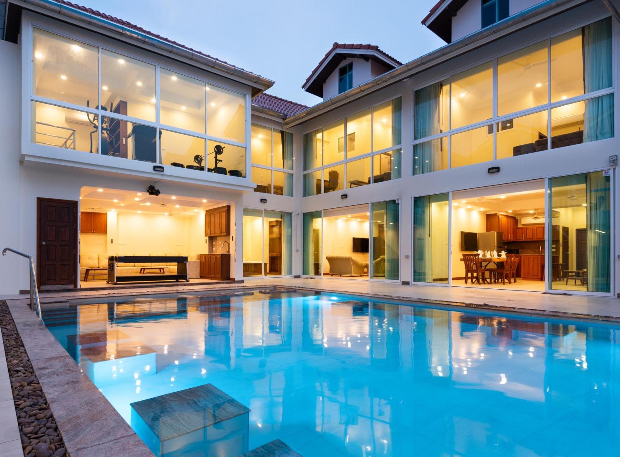 Pratamnak Luxury Resort