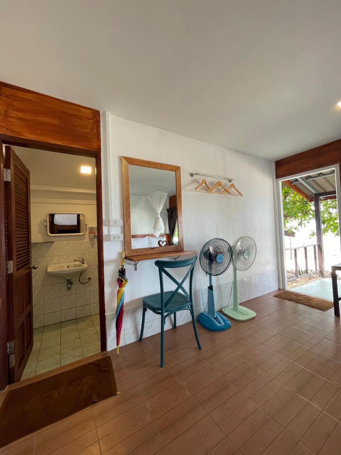 Private Acomodação com café da manhã 