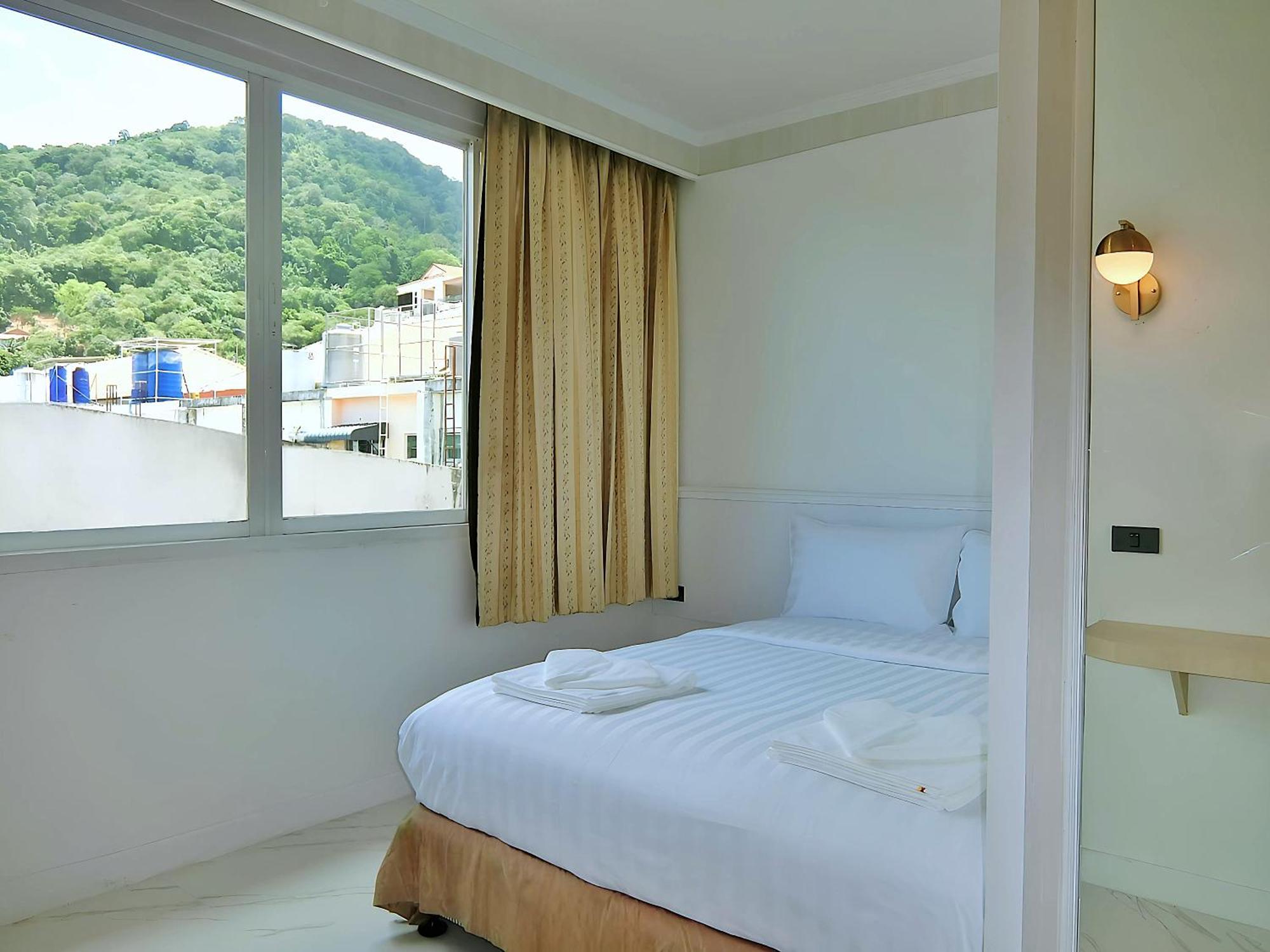 Sira Boutique - Newly Renovated Hotel