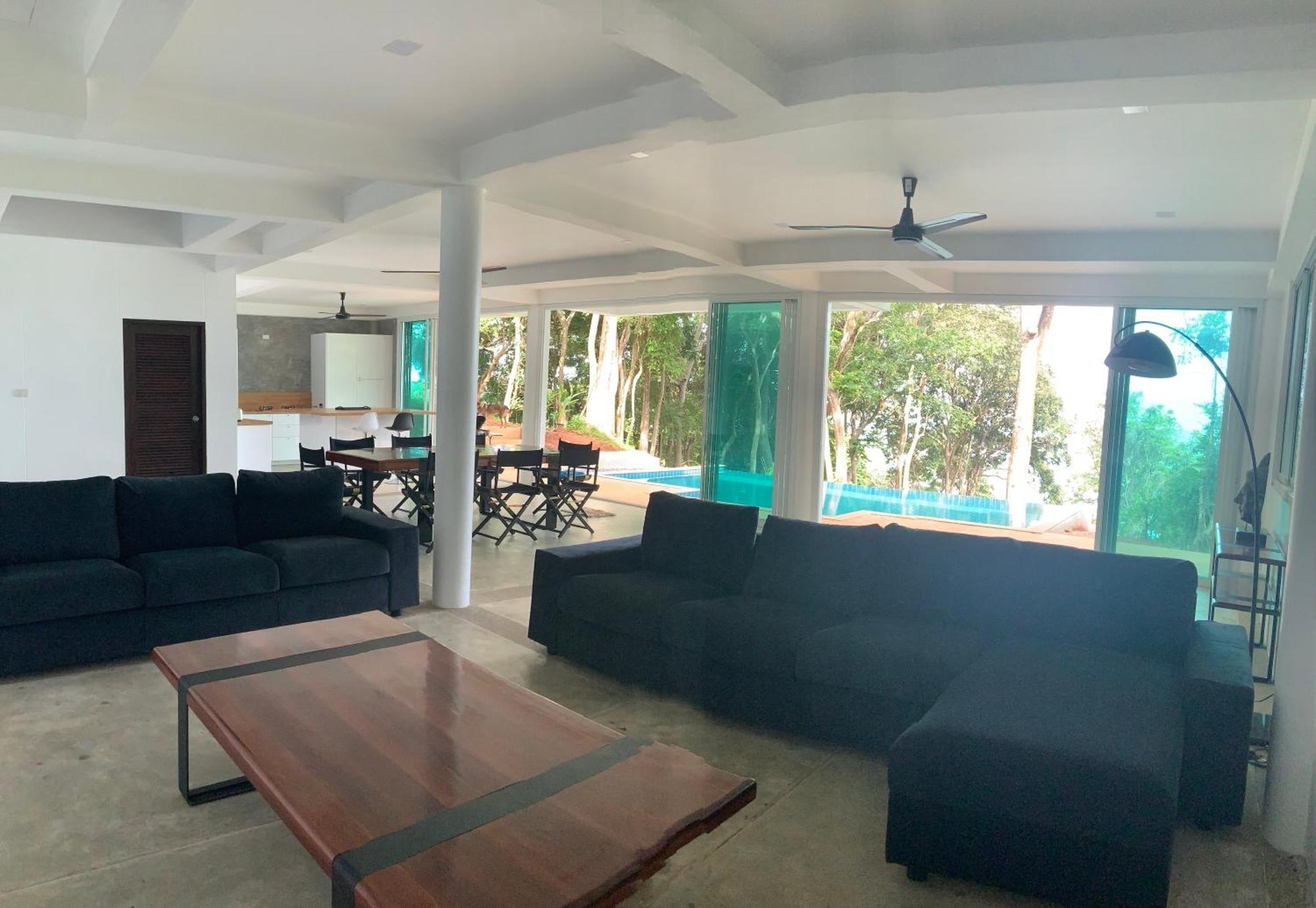 Beachfront In Rawai Villa *