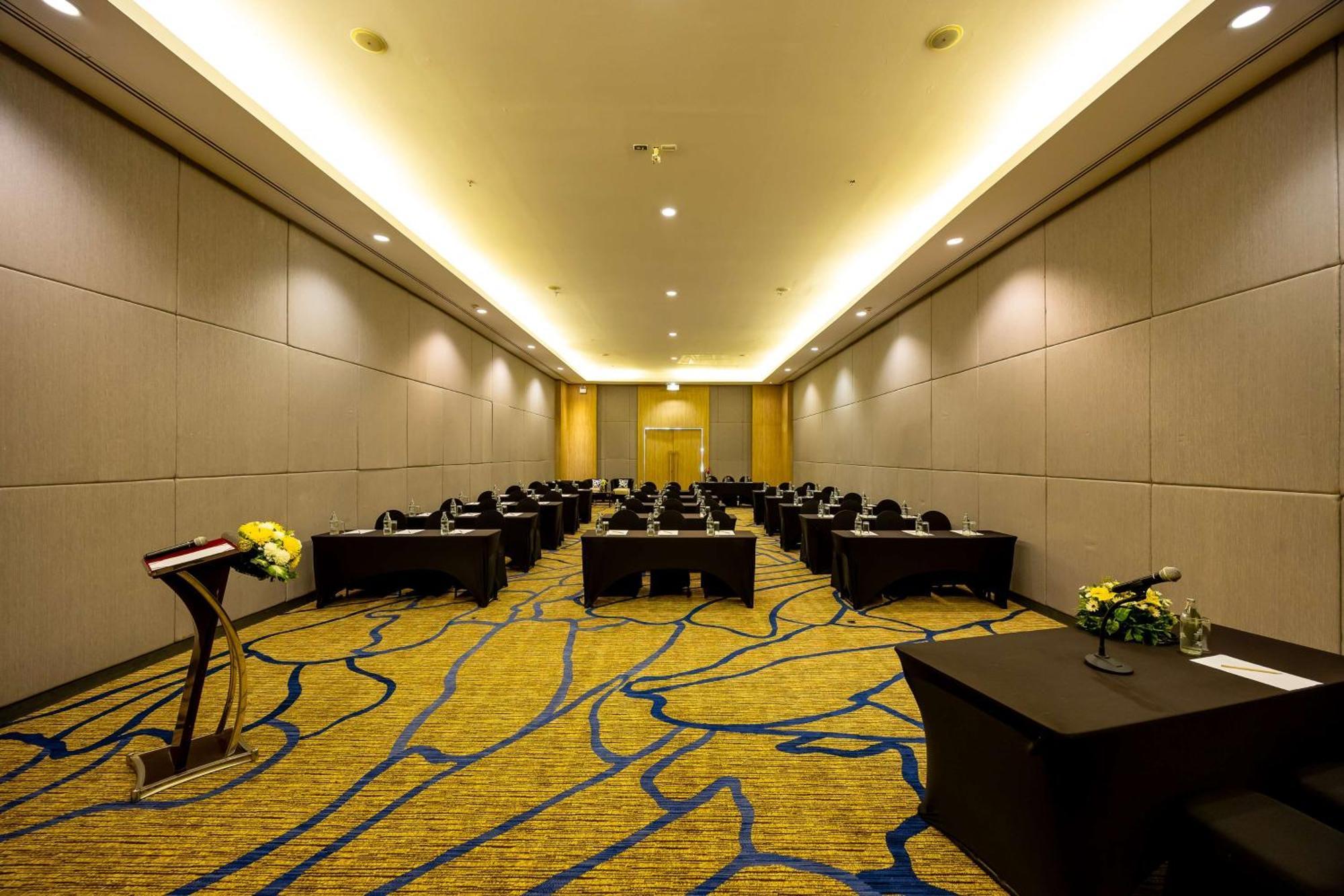 Radisson & Hua Hin 4* Cha-Am
