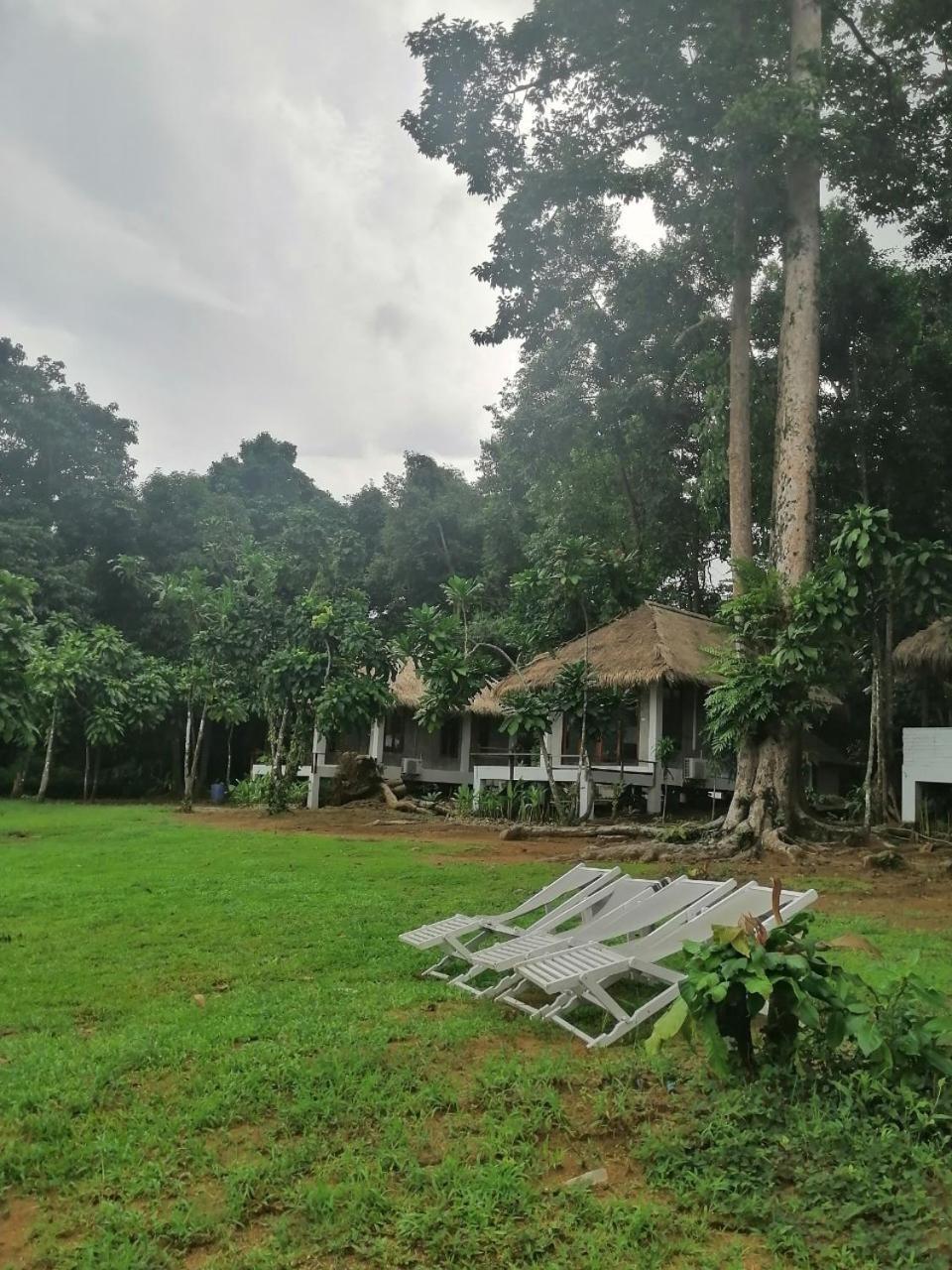 Allure Resort *
