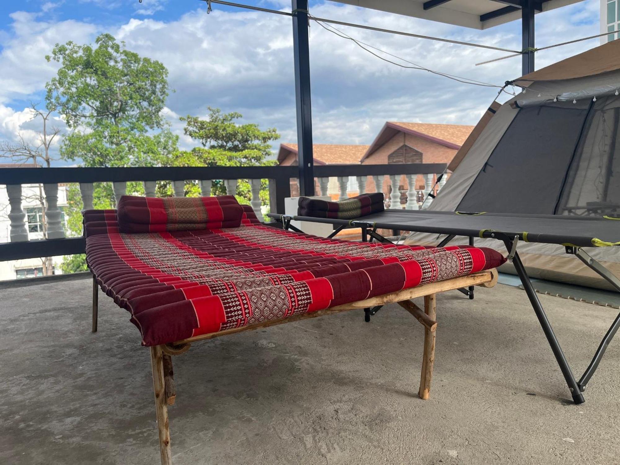 Albergue October Chiangmai *