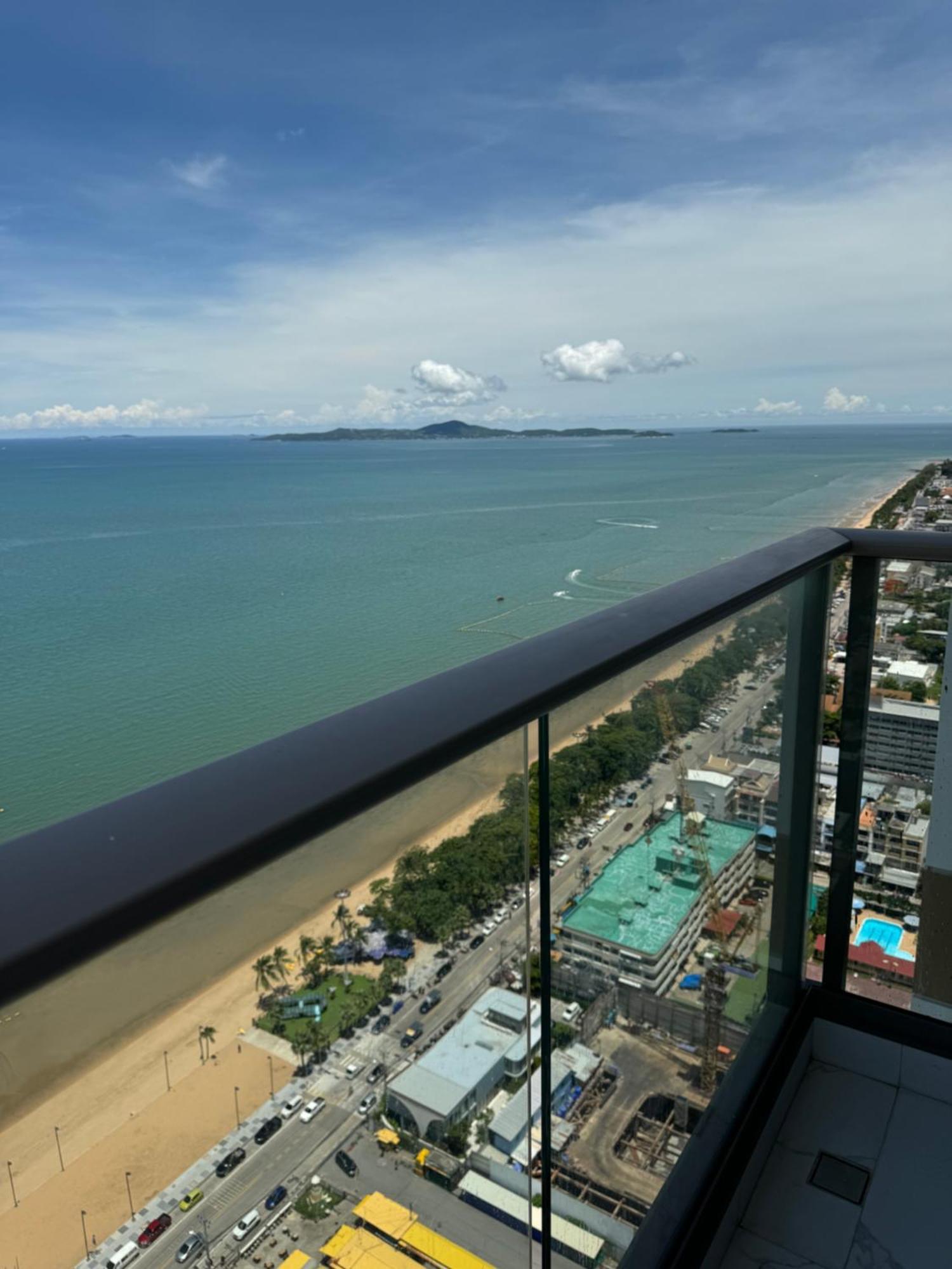 Apartment Copacabana 科帕卡巴纳海乔木提安海滩毗邻乔木提安夜市 *
