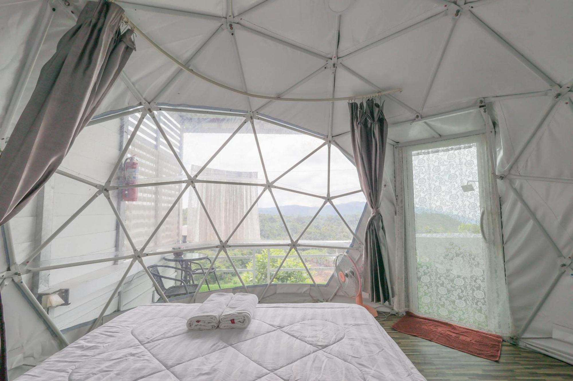 Luxury tent ไร่หมื่นล้านวิว เชียงใหม่ Pong Yaeng
