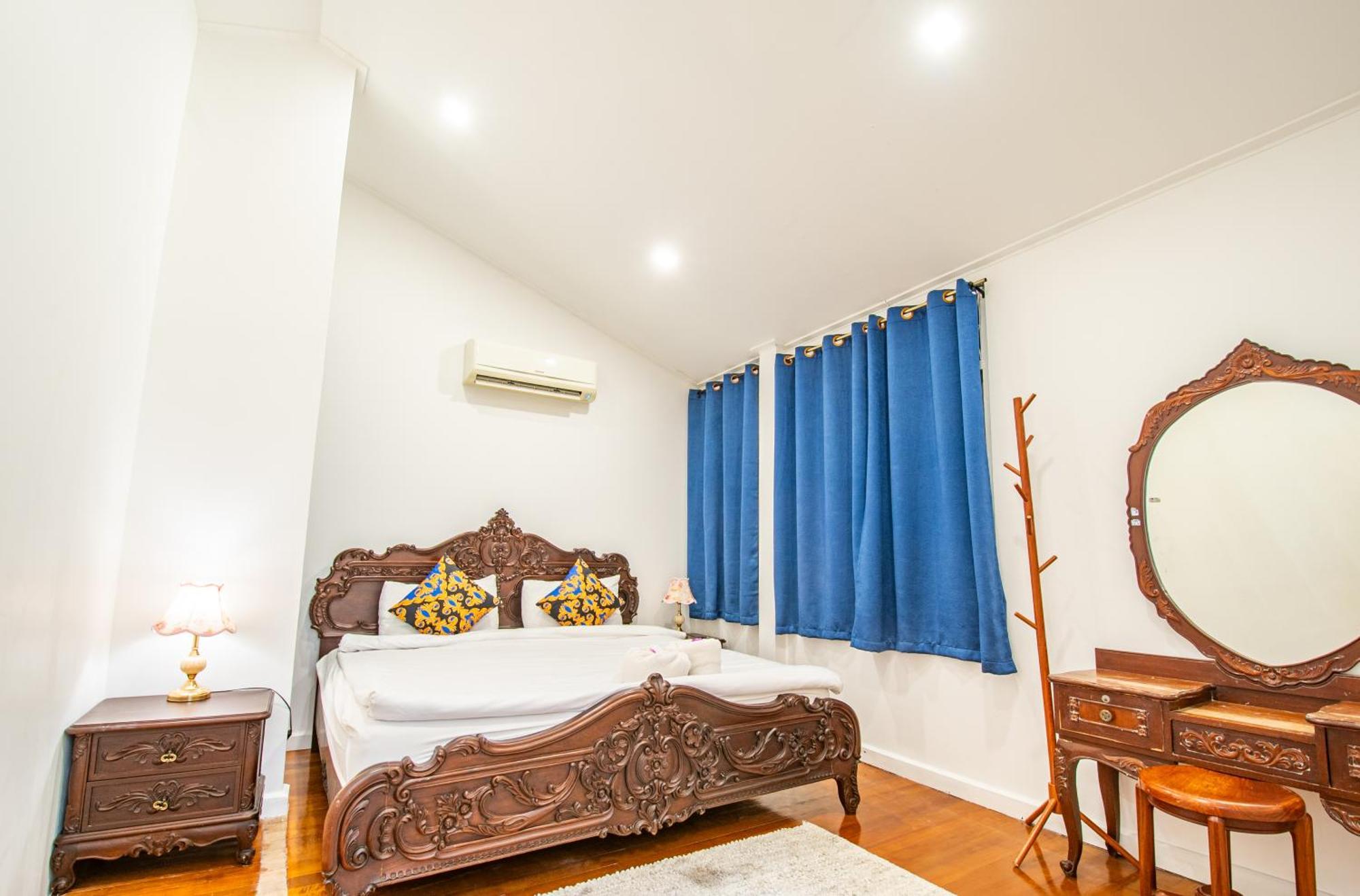 Villa Pupae Pool Pattaya