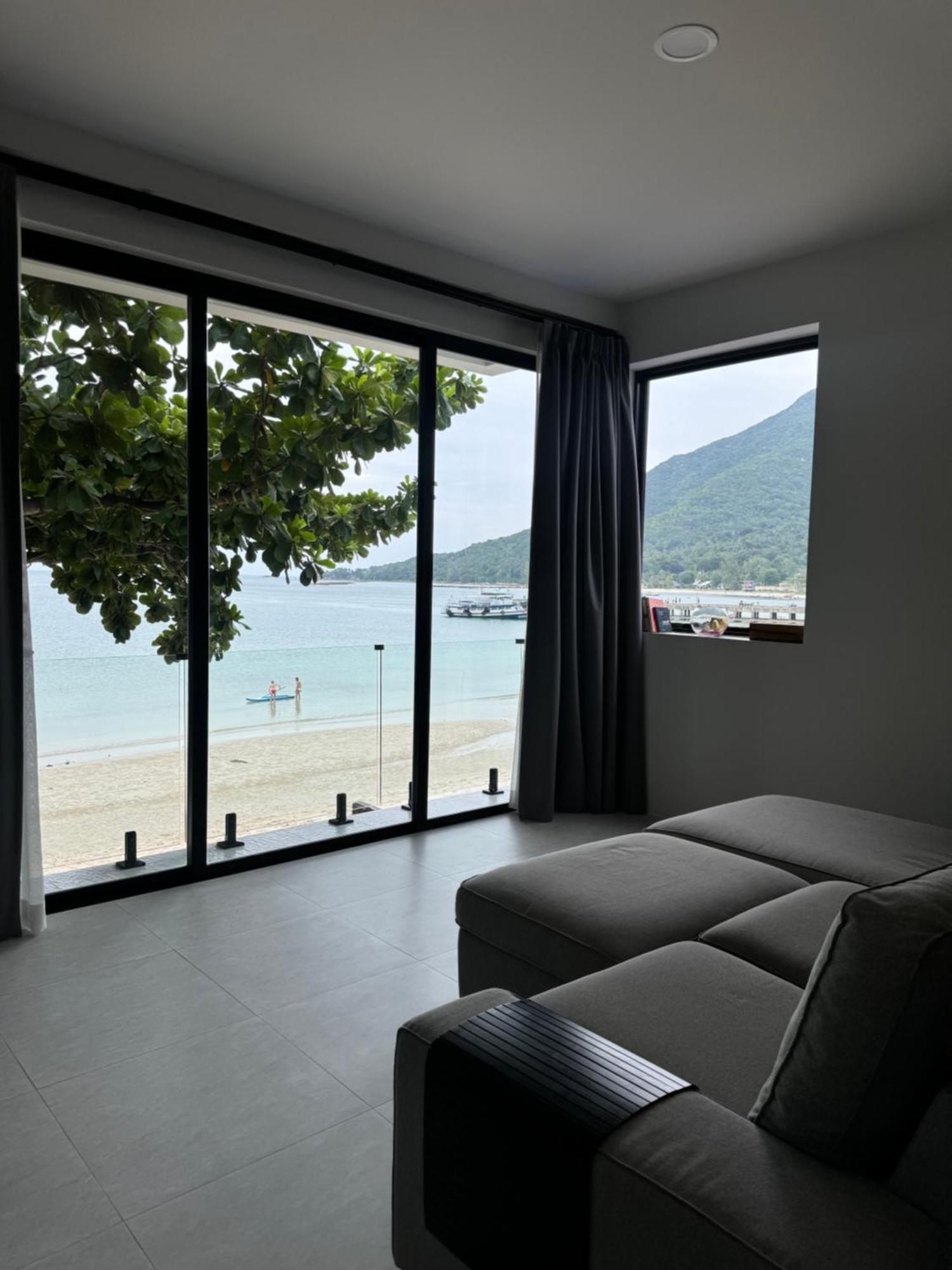 Muse&mingle Contemporary Beachfront Loft Chaloklum