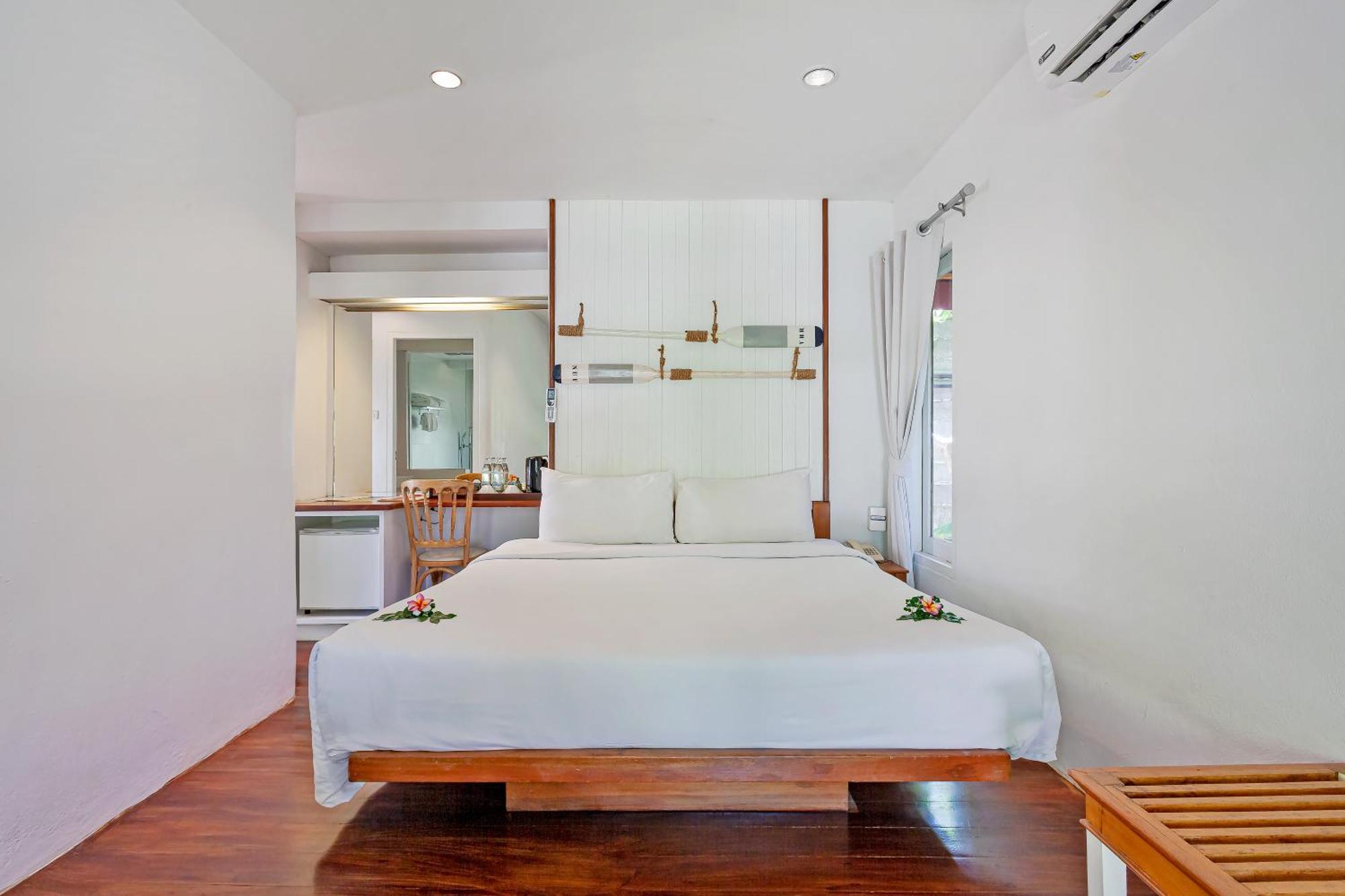 Malibu Resort