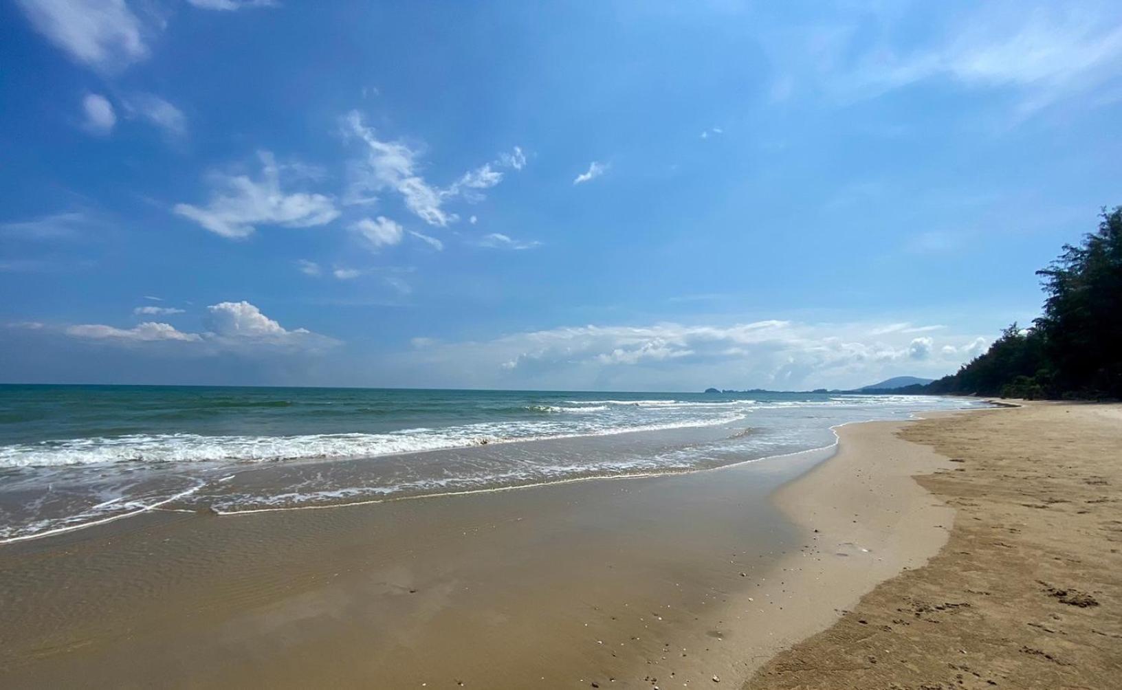 หาดทรายขาวรีสอร์ท Guest house *