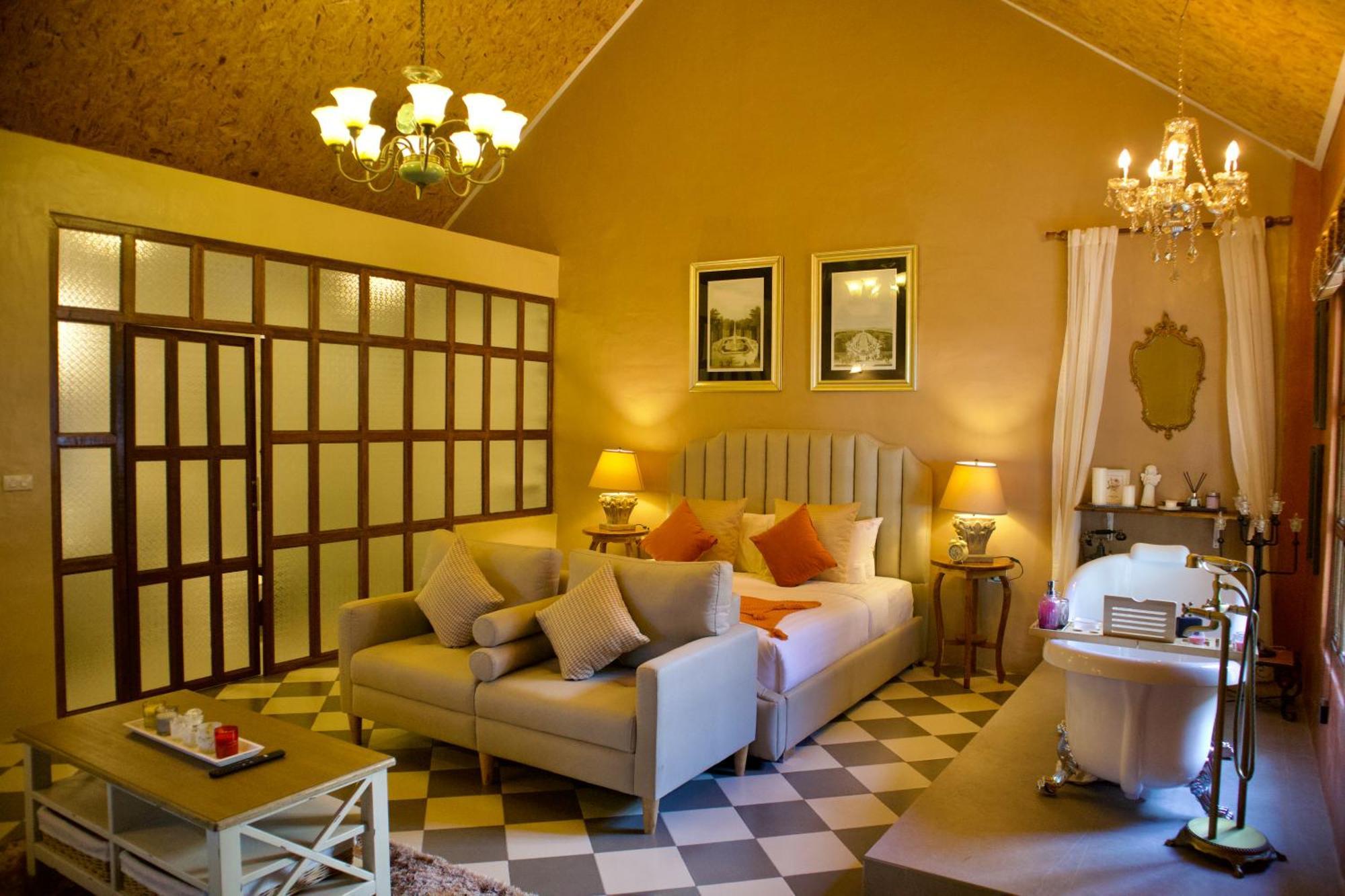 Milky Bay Resort Baan Tai