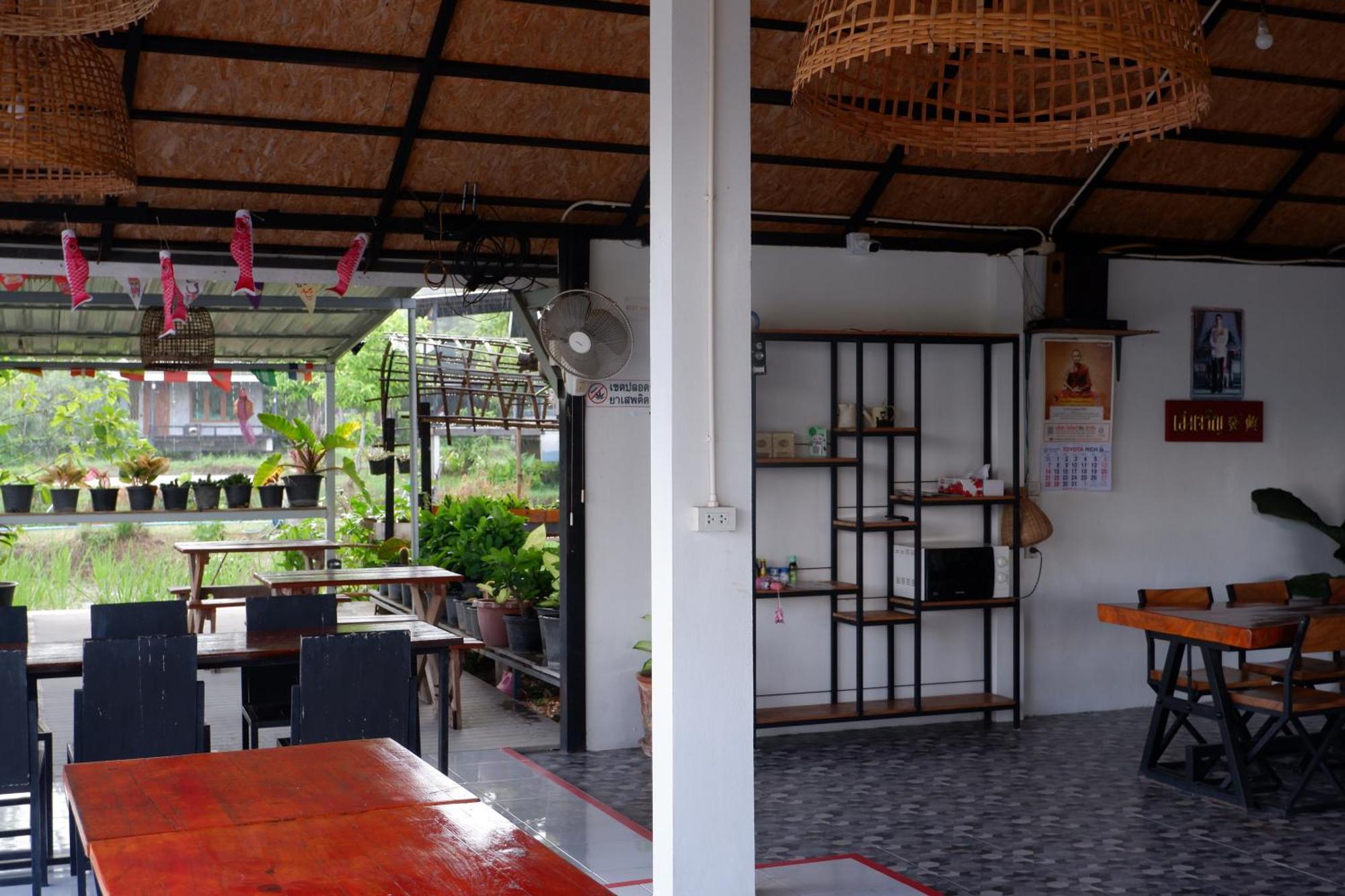 Nok Chan Mee Na Resort 3*