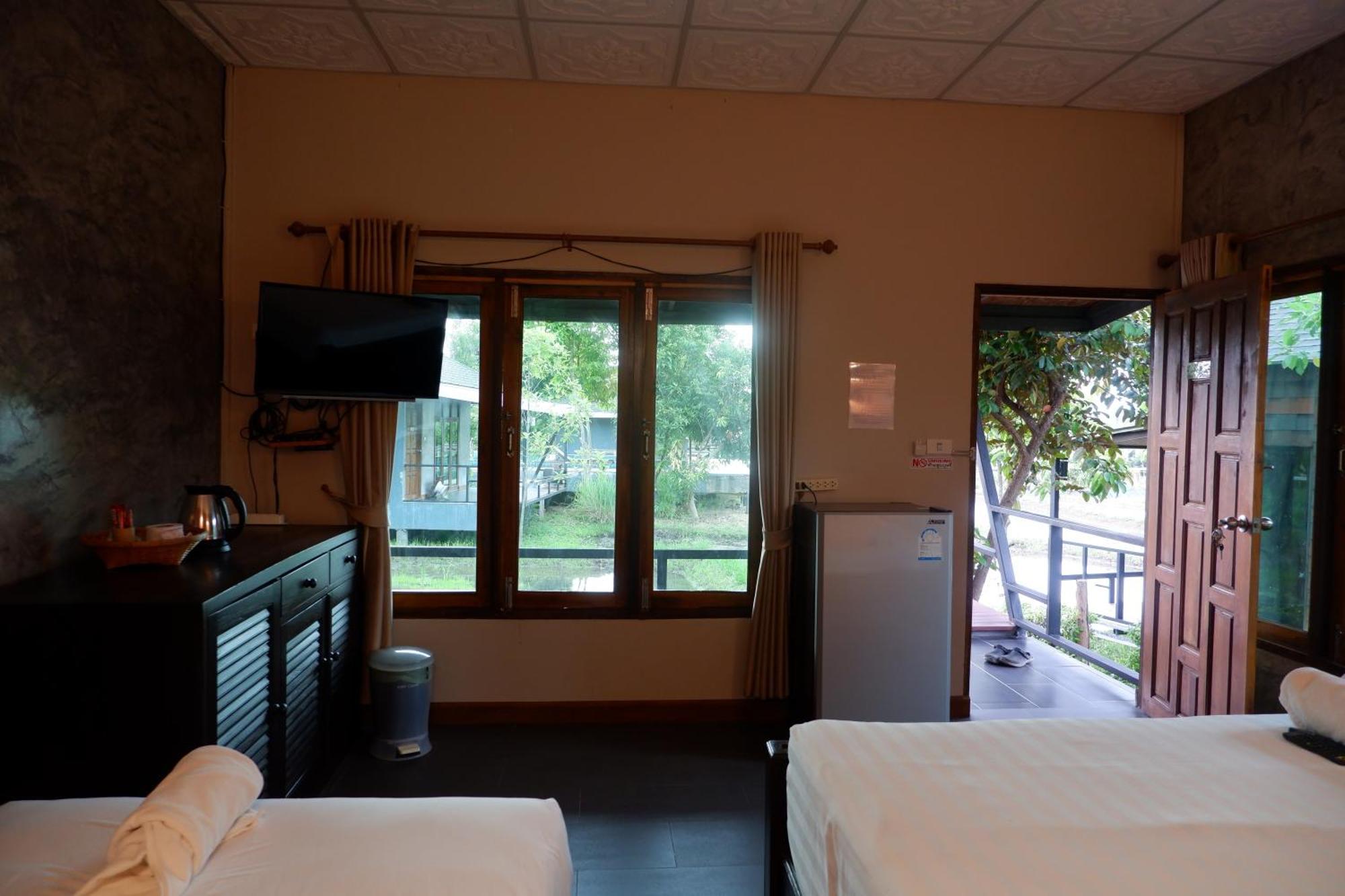 Nok Chan Mee Na Resort 3*