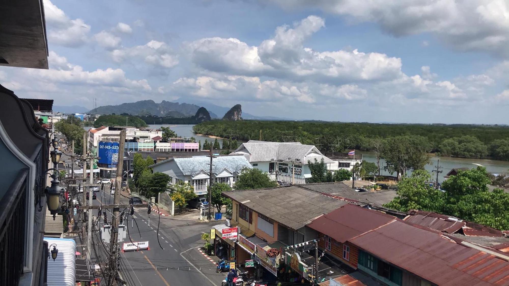 Hotel Grandmom Place Krabi