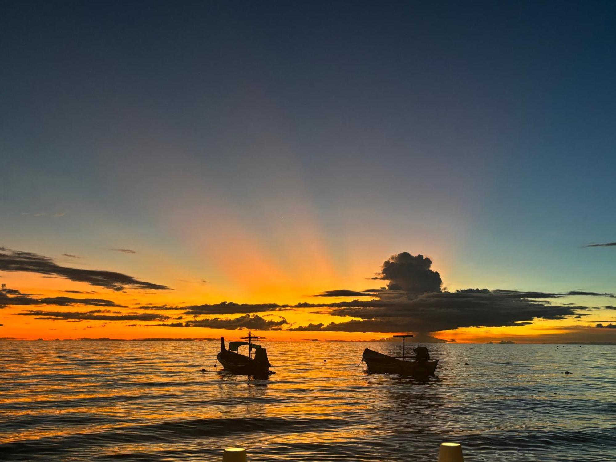 Mae Haad Sunset 1 Guest house *
